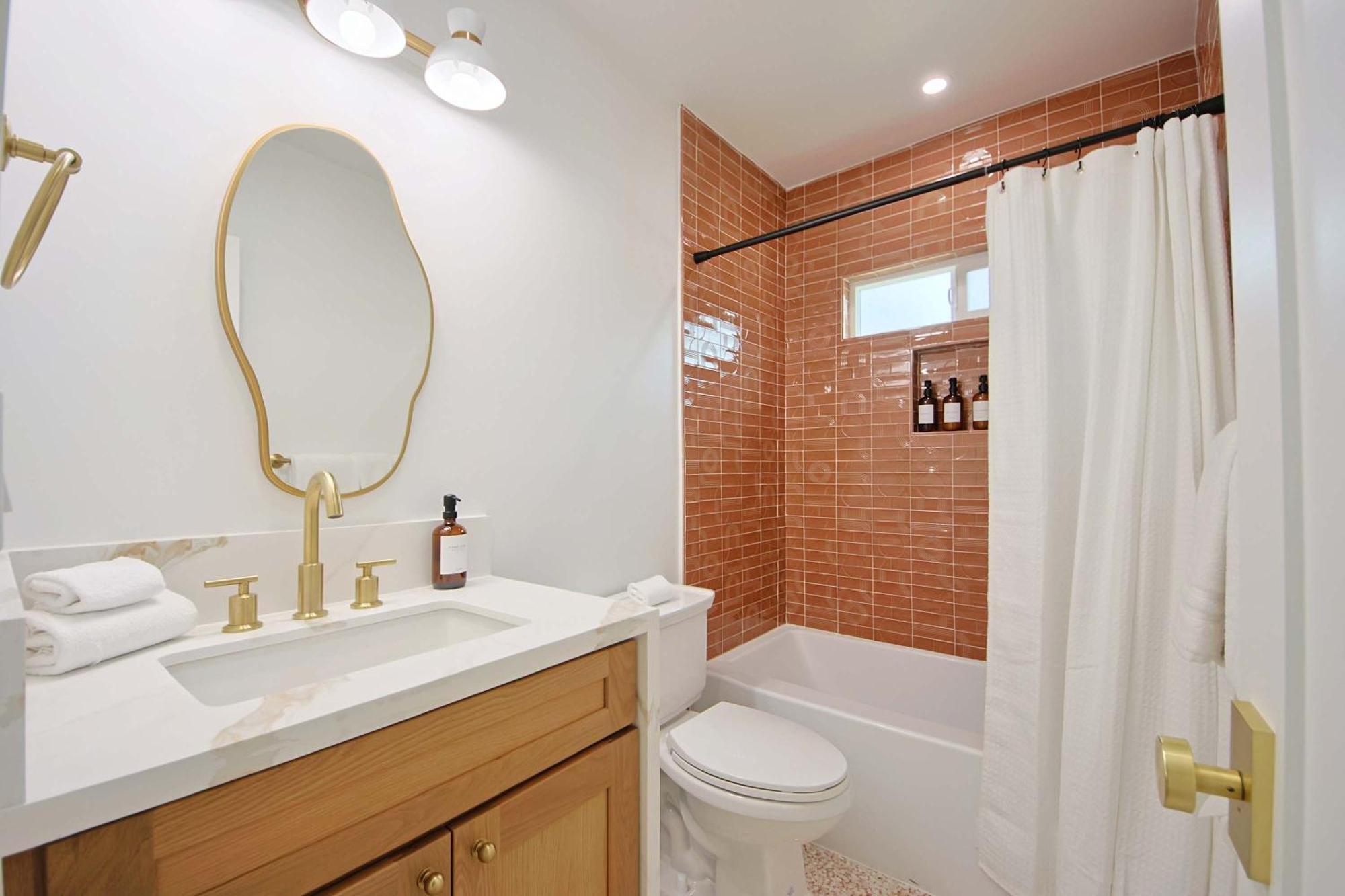 Bright 4br Split-level 10 Pax *