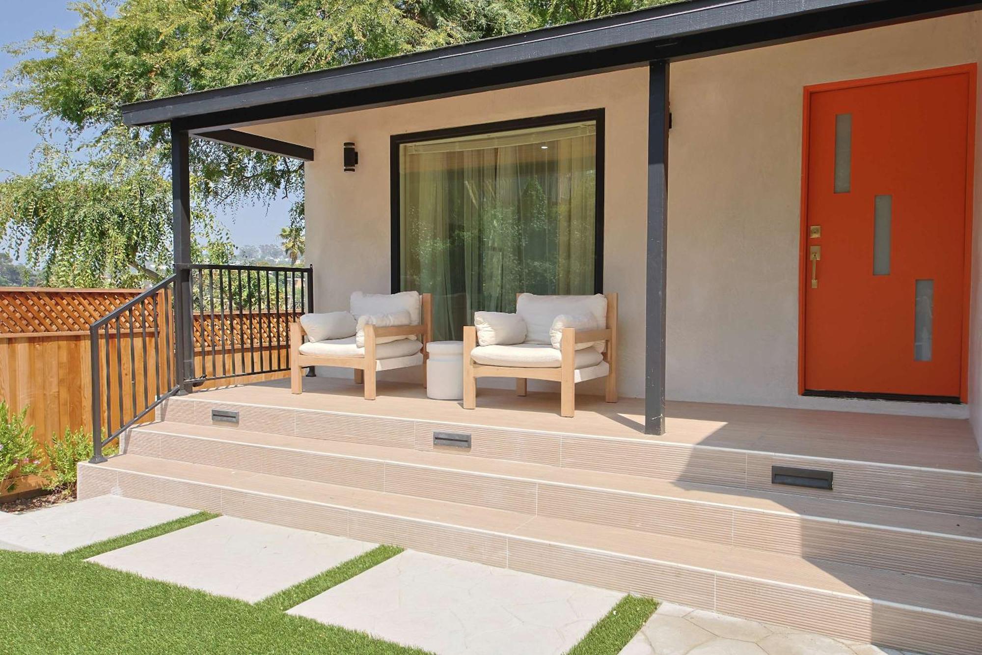 Bright 4br Split-level 10 Pax Villa Los Angeles